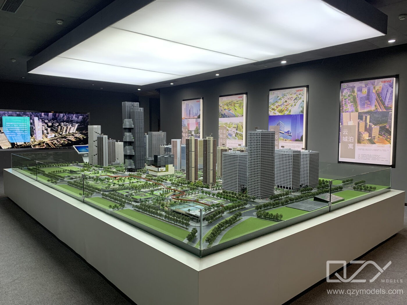 Vanke 1:150 Shenzhen Vanke Cloud City - Architecture models ...