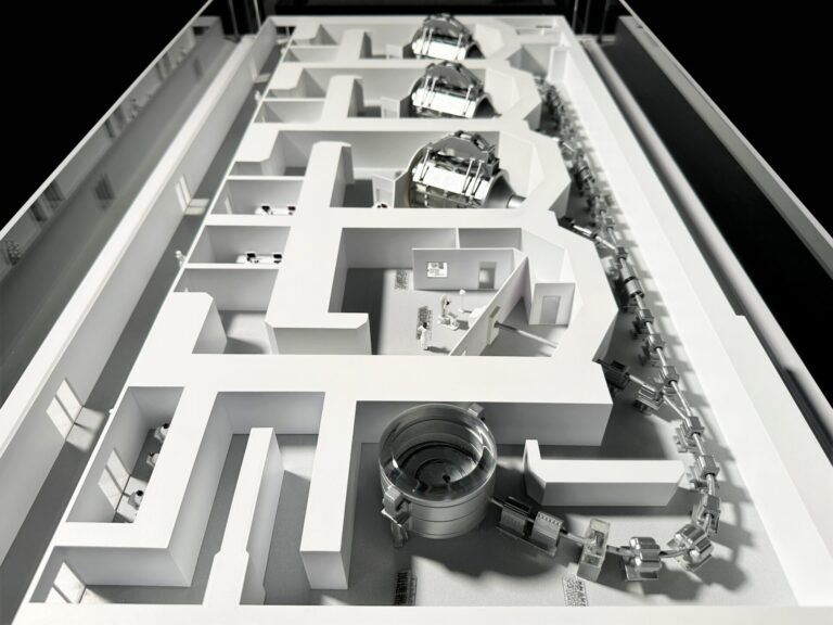 proton therapy system model for CGN